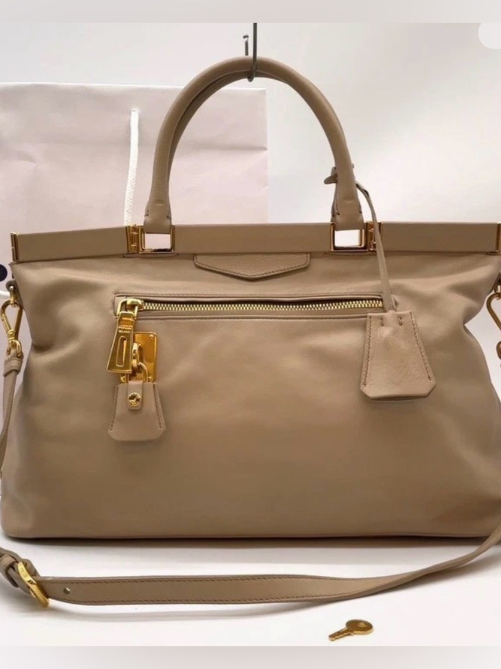 Auth Prada Soft Calf Leather Beige 2way Tote Bag W/Lock/Key/Paperbag